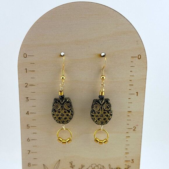 Czech Glass Gold Jet Owl Spinel Earrings Gold Plated Hooks and Beads - Picture 7 of 7